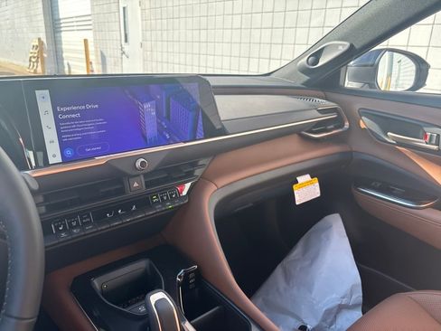 New 2026 Toyota Crown Signia Limited image 16