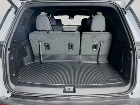 New 2026 Chevrolet Traverse LT image 26