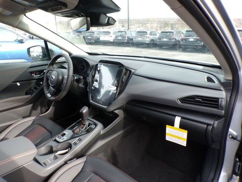 New 2026 Subaru Crosstrek 2.5i Limited w/ Crosstrek Mirror Package AWD/4WD image 17