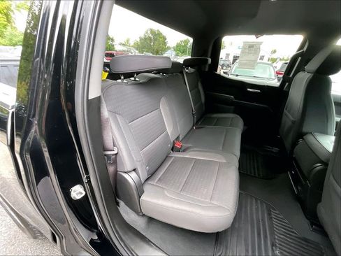 Used 2023 Chevrolet Silverado 1500 Custom AWD/4WD image 18