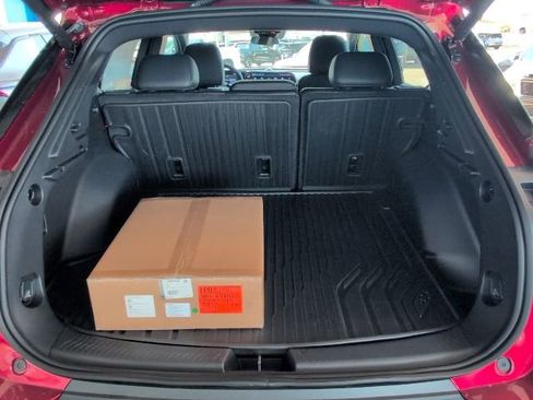 New 2026 Chevrolet Equinox EV LT AWD/4WD image 10