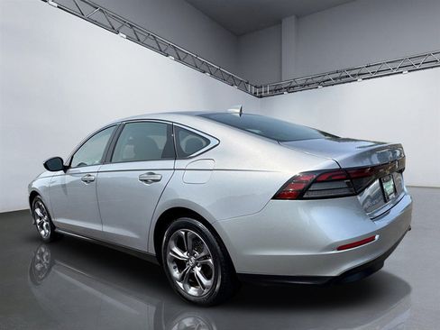 Used 2023 Honda Accord EX image 5