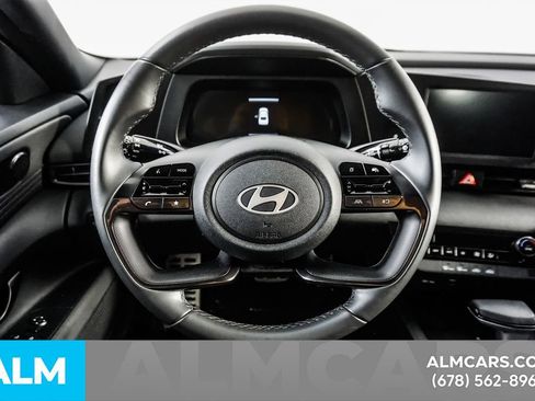 Used 2025 Hyundai Elantra Sport image 24