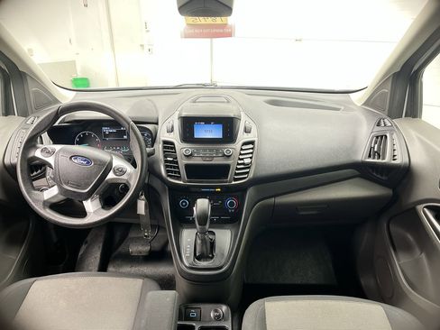 Used 2020 Ford Transit Connect XL image 4