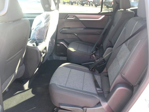 New 2026 GMC Acadia Elevation image 12