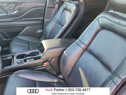 Used 2022 Lincoln Corsair AWD w/ Premium Package image 8