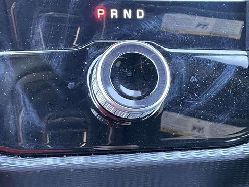 Used 2025 Jeep Grand Cherokee Laredo X w/ Luxury Tech Group I AWD/4WD image 27