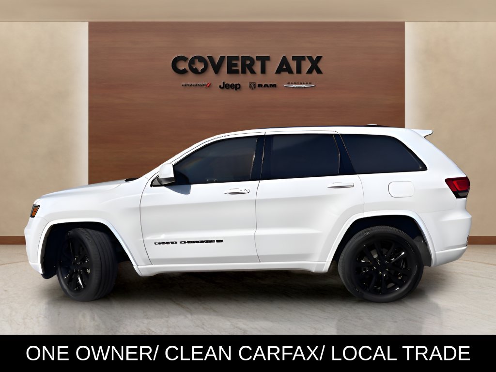 Used 2022 Jeep Grand Cherokee Laredo X RWD image 2
