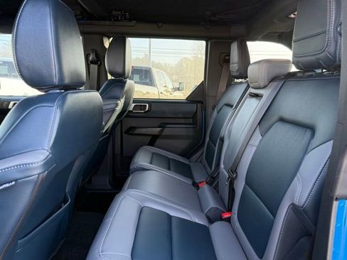 Used 2024 Ford Bronco Outer Banks image 13