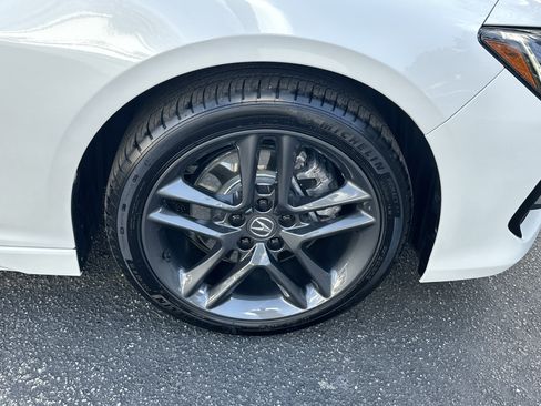 Certified 2025 Acura TLX w/A-Spec Package image 15