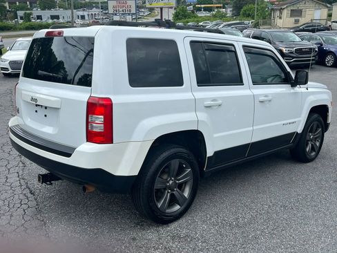 Used 2017 Jeep Patriot Sport w/ Power Value Group AWD/4WD image 5