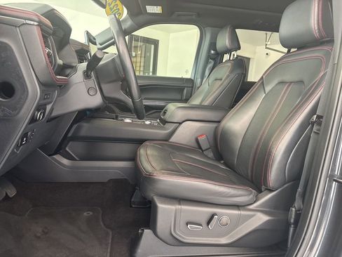 Used 2022 Ford Expedition Max Limited image 7