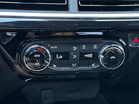 New 2026 Chevrolet Trax RS w/ Driver Confidence Package FWD image 20