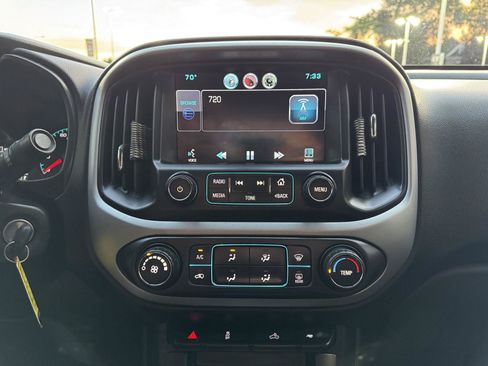 Used 2015 Chevrolet Colorado LT w/ LT Convenience Package AWD/4WD image 27
