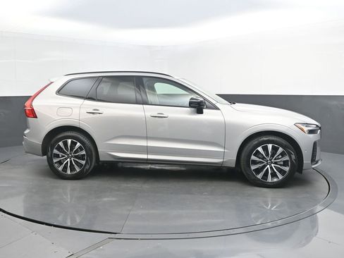 Certified 2024 Volvo XC60 B5 Plus AWD/4WD image 8