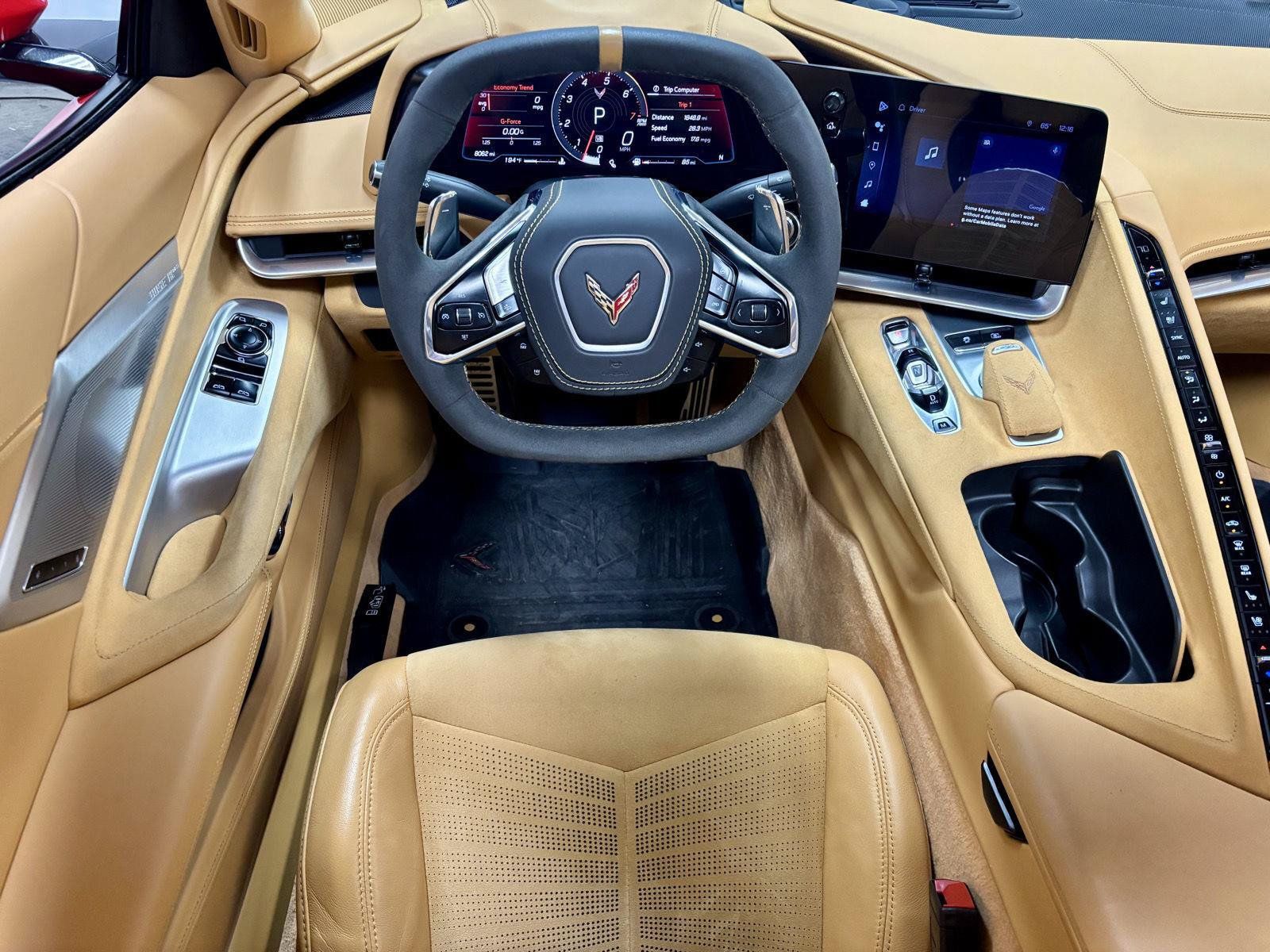Used 2024 Chevrolet Corvette Stingray Premium Cpe w/ Z51 Performance Package RWD image 2