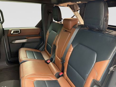 Used 2021 Ford Bronco Outer Banks AWD/4WD image 14