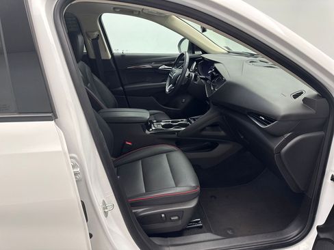 Certified 2022 Buick Envision Essence w/ Sport Touring Package image 24