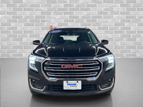 Used 2023 GMC Terrain SLT image 8