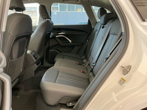 New 2025 Audi Q5 Premium image 27