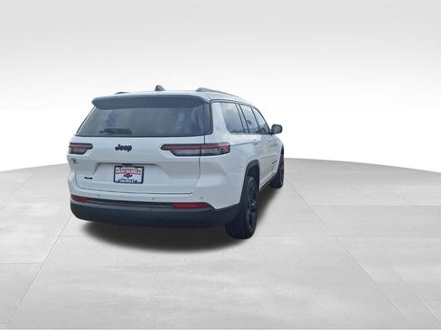 Used 2023 Jeep Grand Cherokee L Laredo image 10