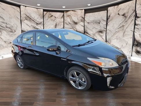 Used 2013 Toyota Prius Persona Series FWD image 8