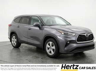 Used 2025 Toyota Highlander LE video 1