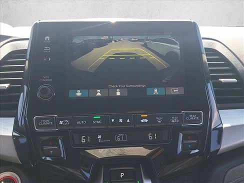 Used 2018 Honda Odyssey Touring image 16