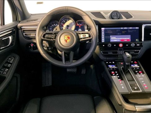 New 2026 Porsche Macan S image 13