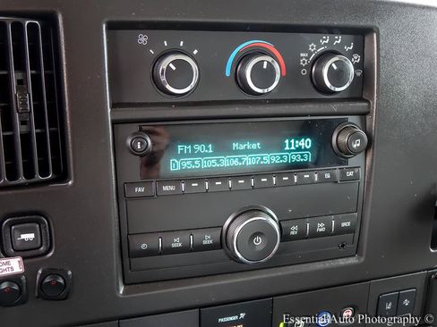 Used 2024 Chevrolet Express 3500 w/ Power Convenience Package RWD image 13