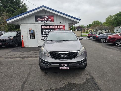 Used 2016 Kia Sportage LX w/ Option Group 017 AWD/4WD image 2