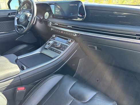 Used 2023 Hyundai Palisade Calligraphy image 22