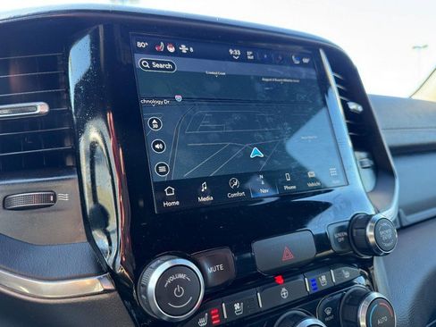 Used 2024 RAM 1500 Laramie image 24