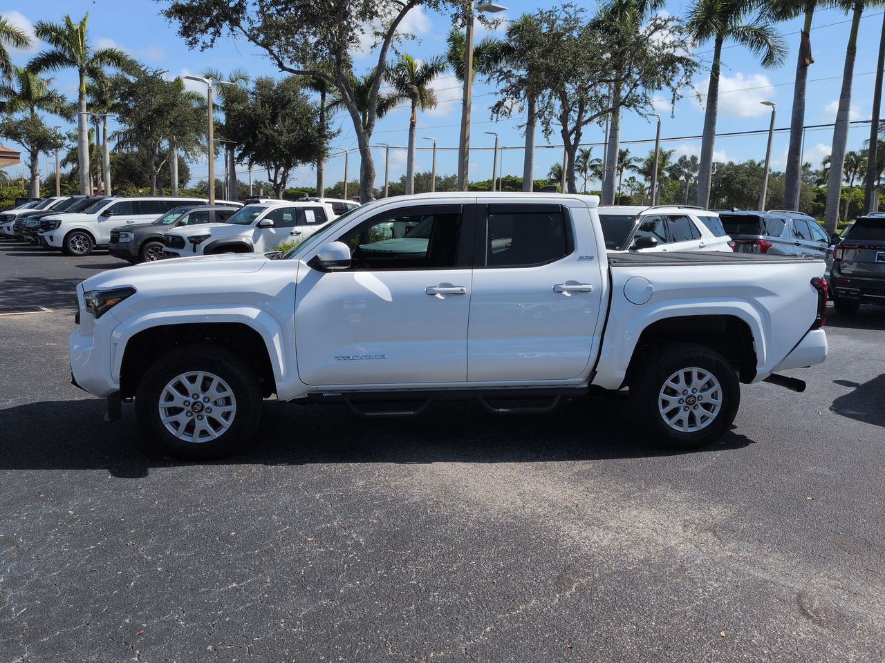 Used 2026 Toyota Tacoma SR5 AWD/4WD image 7