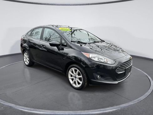Used 2019 Ford Fiesta SE w/ Equipment Group 201A image 6