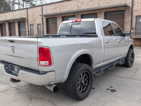 Used 2016 RAM 2500 Laramie image 13