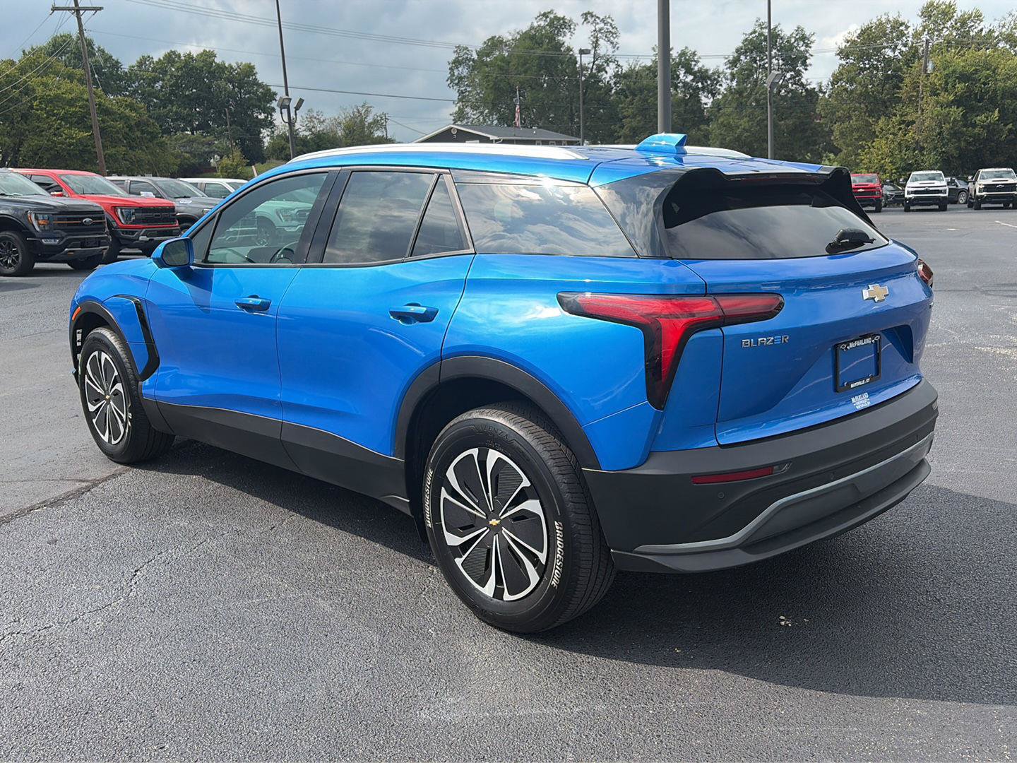 Used 2024 Chevrolet Blazer EV LT AWD/4WD image 3