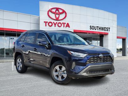 New 2025 Toyota RAV4 XLE w/ Convenience Package