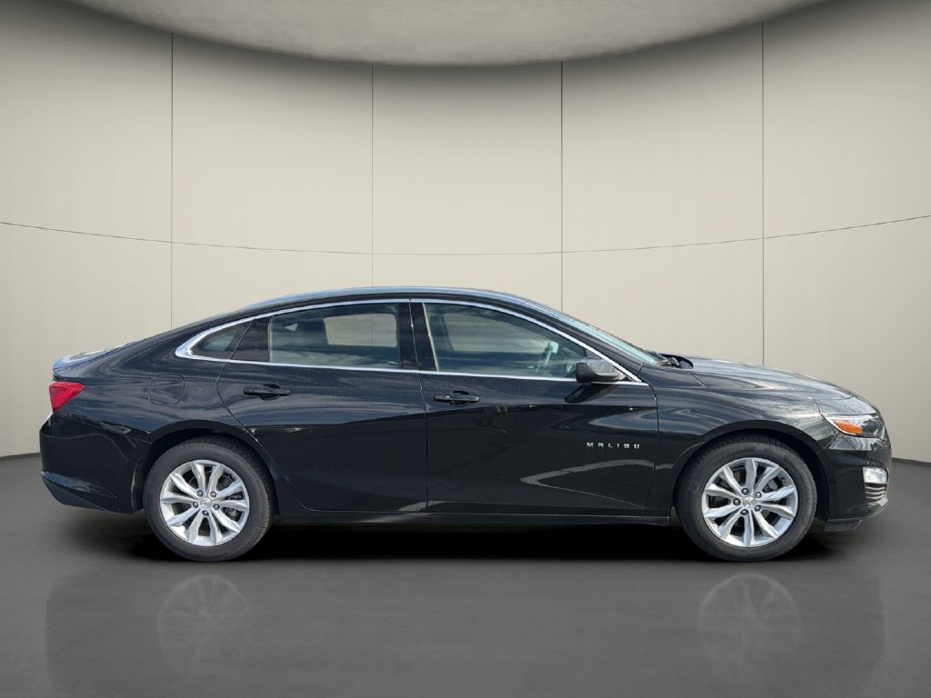 Used 2024 Chevrolet Malibu LT FWD image 8