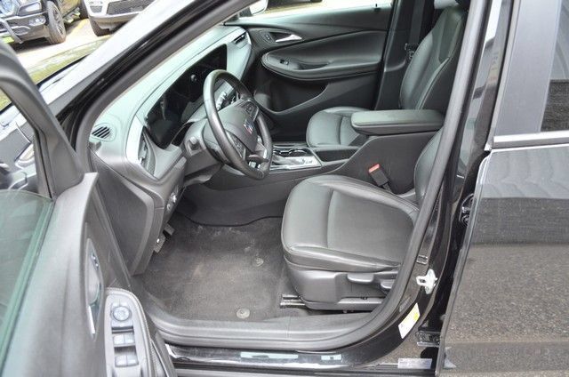 Used 2024 Buick Encore GX Sport Touring AWD/4WD image 17