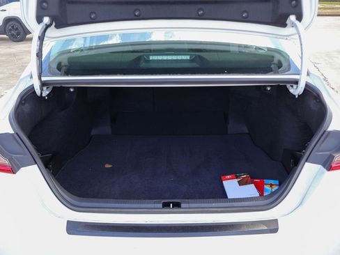 Used 2025 Toyota Camry LE w/ Convenience Package image 24