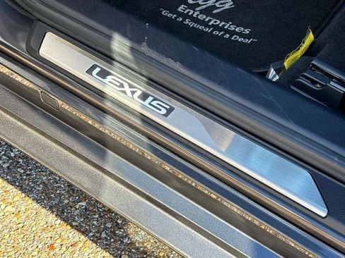 Used 2024 Lexus ES 350 w/ Premium Package image 16