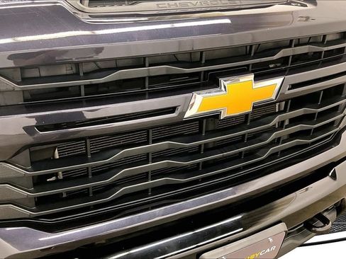 Used 2024 Chevrolet Silverado 2500 Custom w/ Custom Convenience Package AWD/4WD image 32
