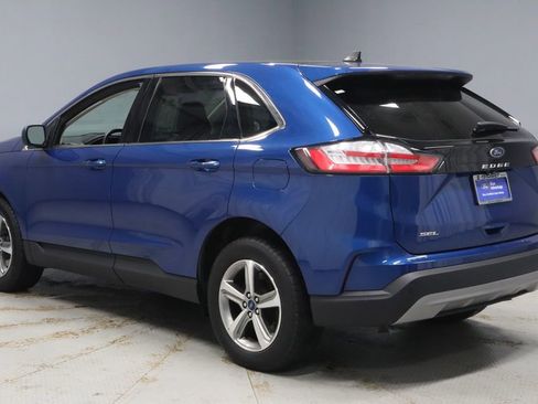 Certified 2022 Ford Edge SEL w/ Convenience Package AWD/4WD image 10