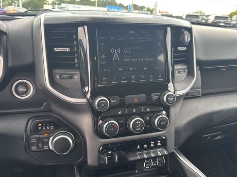 Used 2020 RAM 1500 Big Horn AWD/4WD image 13