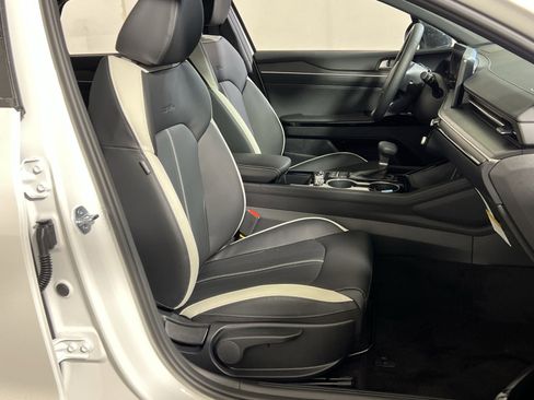 New 2026 Kia K5 GT-Line image 25