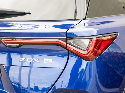 Used 2024 Acura ZDX A-Spec RWD image 9