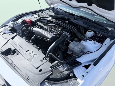 Used 2024 Ford Mustang Convertible image 44