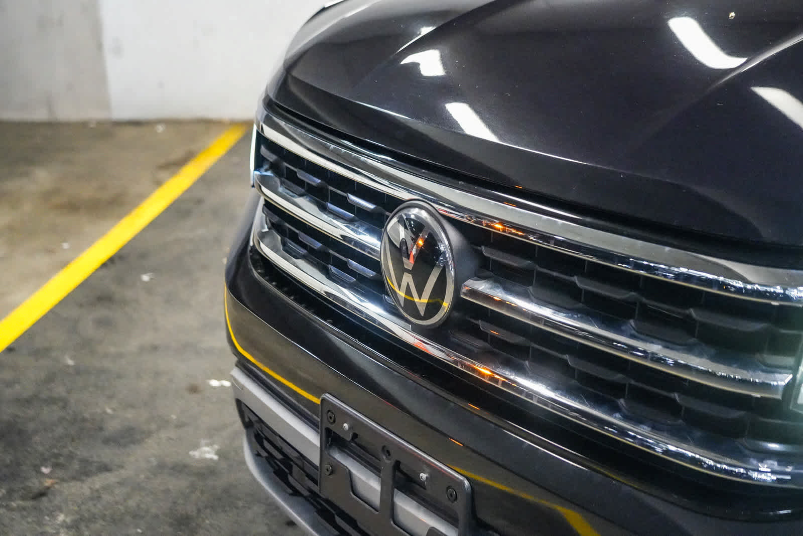 Used 2021 Volkswagen Atlas SEL FWD image 3