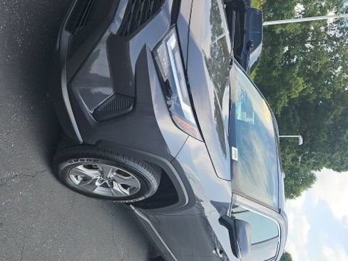 Used 2025 Toyota RAV4 XLE AWD/4WD image 4